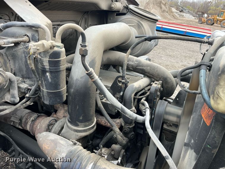 image for item DP2149 2001 Sterling L9500  ready mix truck