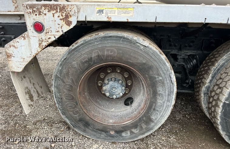 image for item DP2149 2001 Sterling L9500  ready mix truck