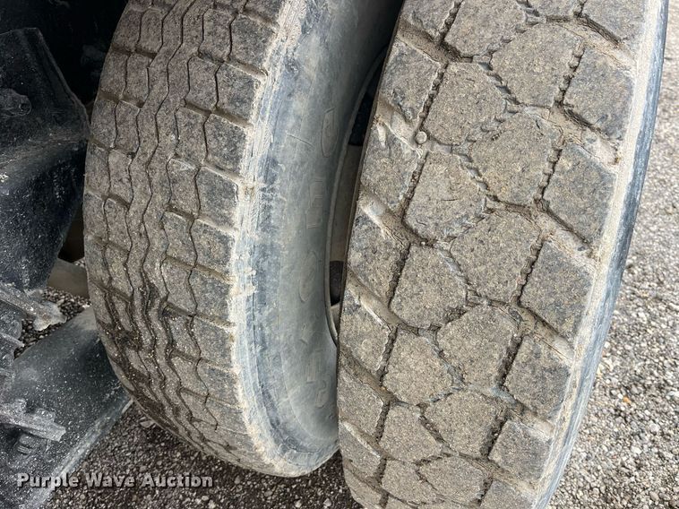 image for item DP2149 2001 Sterling L9500  ready mix truck