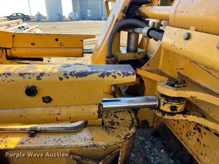 image for item DP2151 2008 Caterpillar D6N LGP  dozer