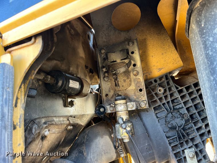 image for item DP2151 2008 Caterpillar D6N LGP  dozer