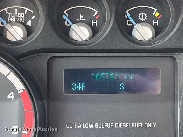 image for item DP2158 2016 Ford F550 Super Duty  bucket truck