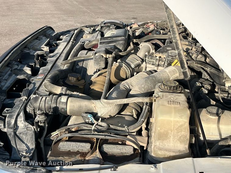 image for item DP2158 2016 Ford F550 Super Duty  bucket truck