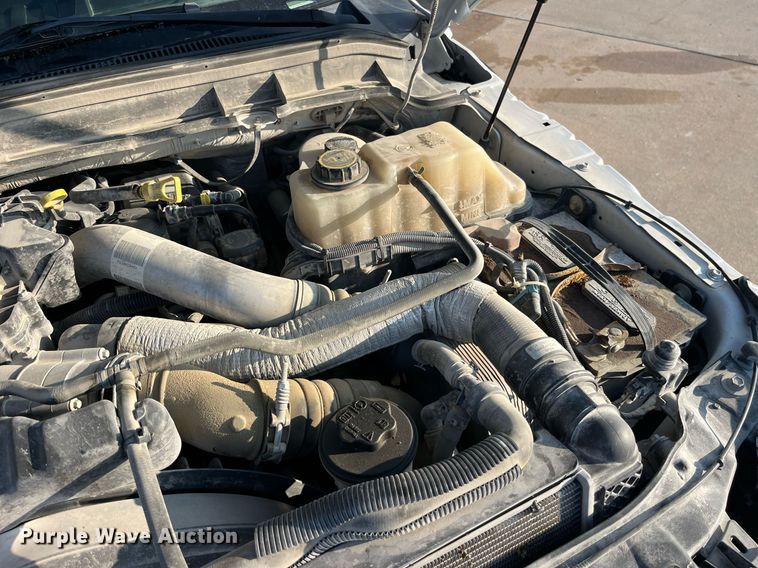 image for item DP2158 2016 Ford F550 Super Duty  bucket truck