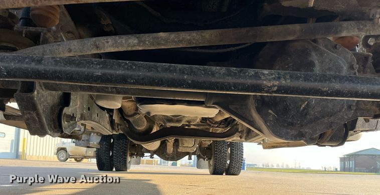 image for item DP2158 2016 Ford F550 Super Duty  bucket truck