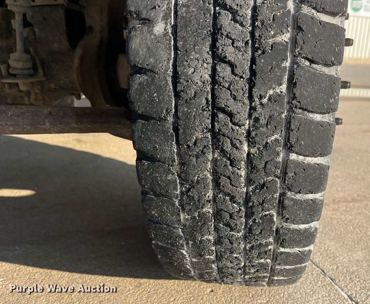 image for item DP2158 2016 Ford F550 Super Duty  bucket truck