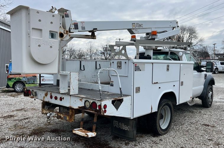 image for item DP2159 2008 Ford F450 Super Duty XL  bucket truck