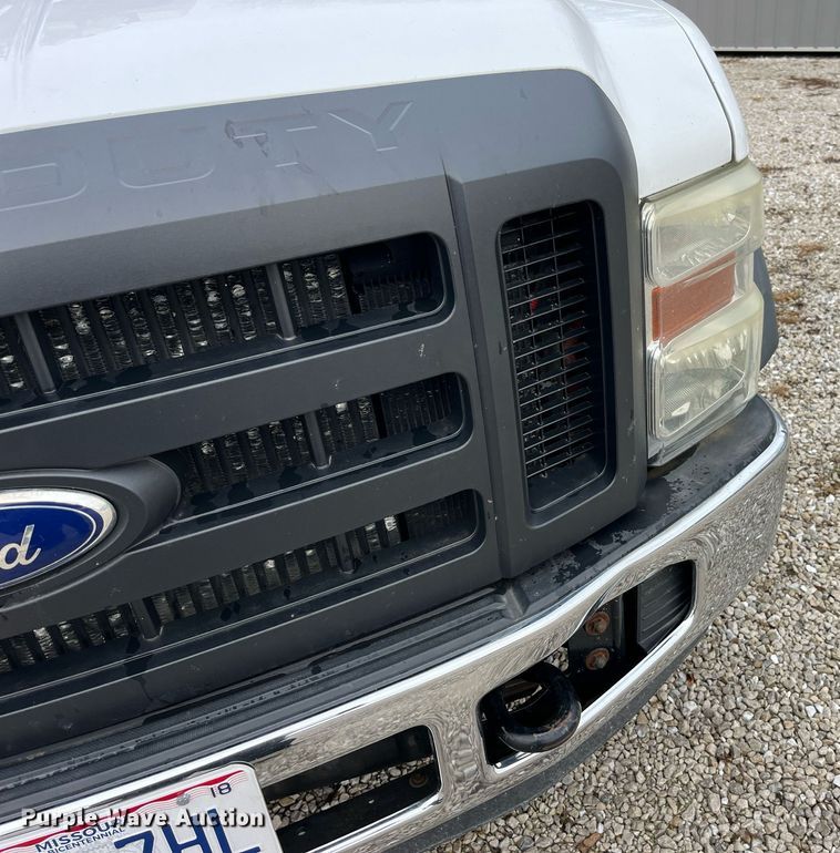 image for item DP2159 2008 Ford F450 Super Duty XL  bucket truck