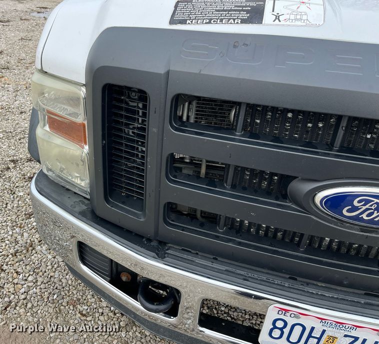 image for item DP2159 2008 Ford F450 Super Duty XL  bucket truck