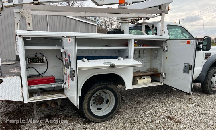 image for item DP2159 2008 Ford F450 Super Duty XL  bucket truck