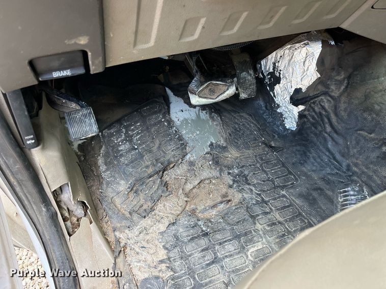 image for item DP2159 2008 Ford F450 Super Duty XL  bucket truck