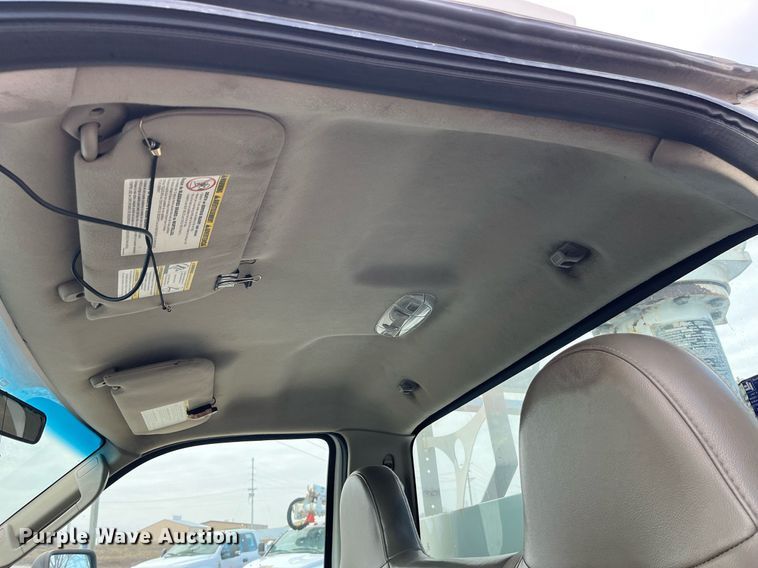 image for item DP2159 2008 Ford F450 Super Duty XL  bucket truck