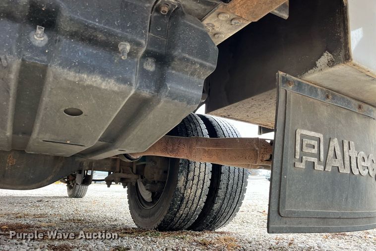 image for item DP2159 2008 Ford F450 Super Duty XL  bucket truck