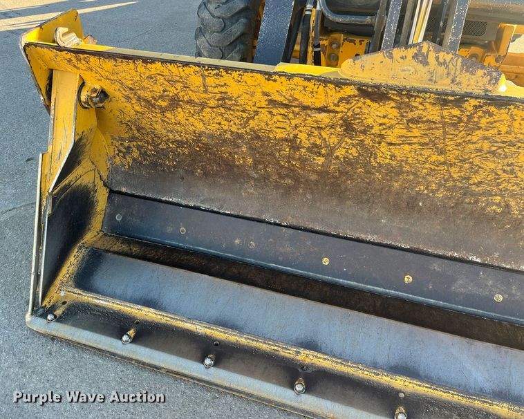 image for item DP2168 2013 John Deere 310SK  backhoe