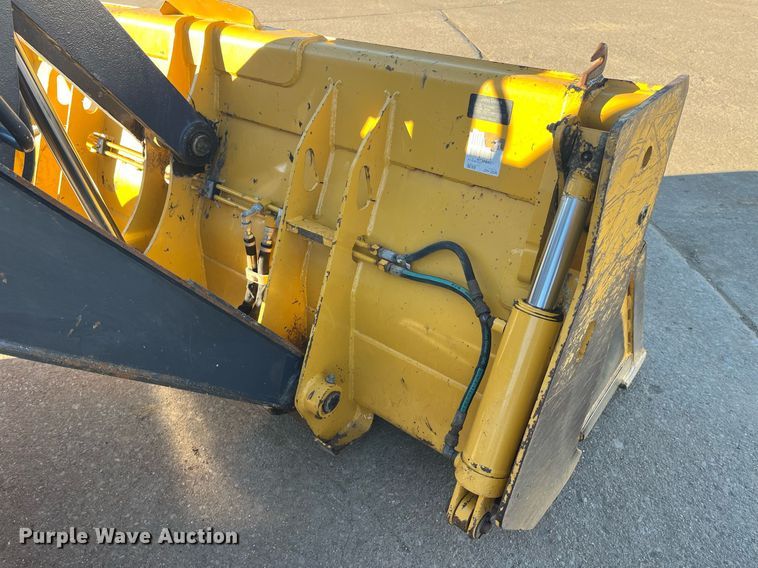 image for item DP2168 2013 John Deere 310SK  backhoe