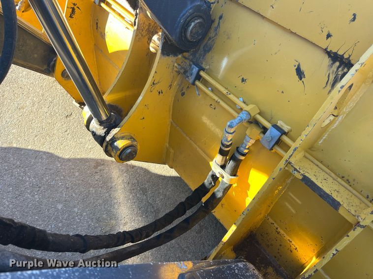 image for item DP2168 2013 John Deere 310SK  backhoe