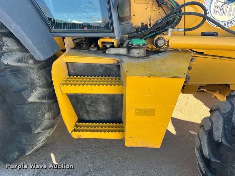 image for item DP2168 2013 John Deere 310SK  backhoe