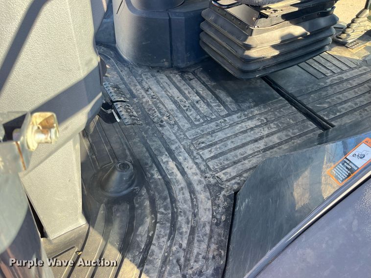 image for item DP2168 2013 John Deere 310SK  backhoe