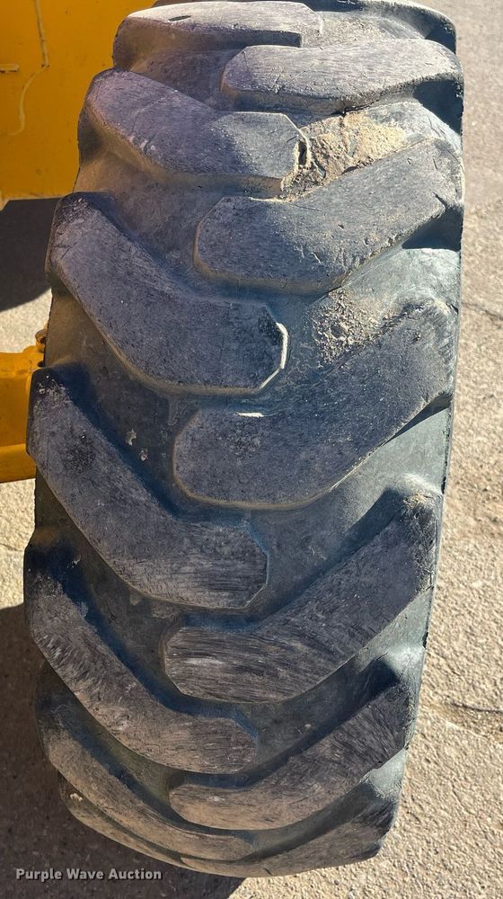 image for item DP2168 2013 John Deere 310SK  backhoe