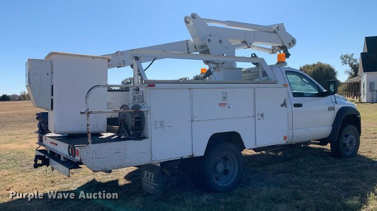 image for item DP8765 2010 Dodge Ram 5500 HD  bucket truck