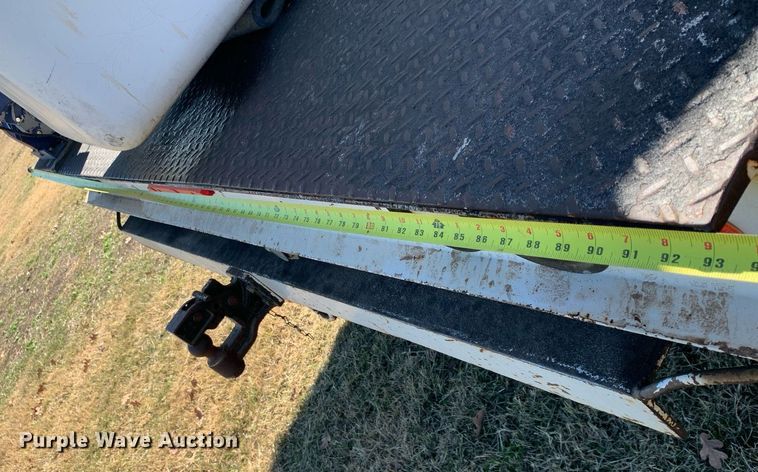 image for item DP8765 2010 Dodge Ram 5500 HD  bucket truck