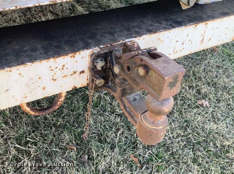 image for item DP8765 2010 Dodge Ram 5500 HD  bucket truck