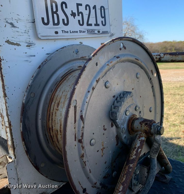 image for item DP8765 2010 Dodge Ram 5500 HD  bucket truck