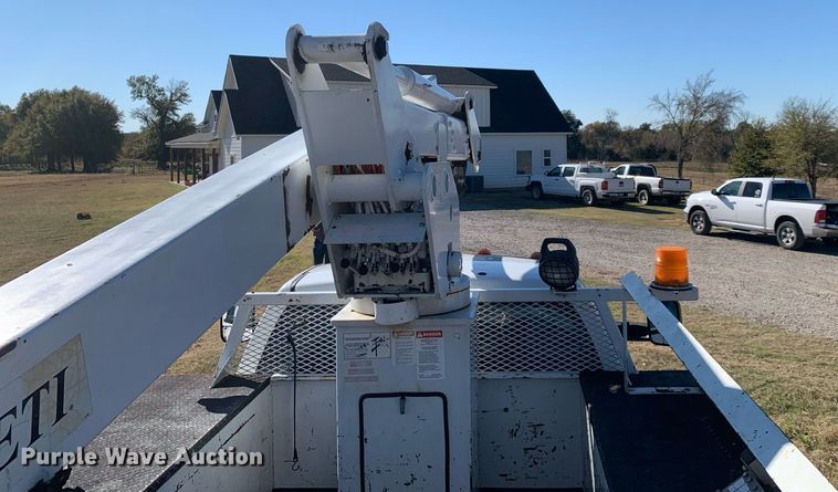 image for item DP8765 2010 Dodge Ram 5500 HD  bucket truck