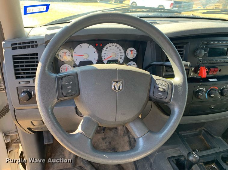 image for item DP8765 2010 Dodge Ram 5500 HD  bucket truck