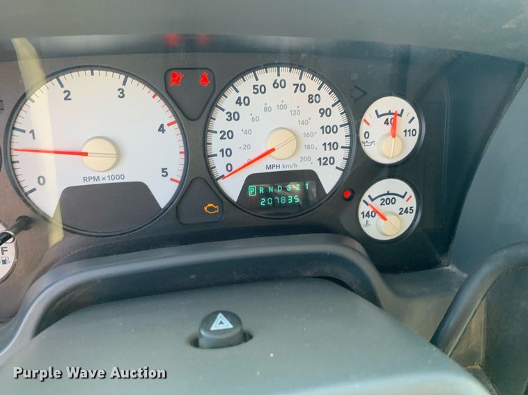 image for item DP8765 2010 Dodge Ram 5500 HD  bucket truck