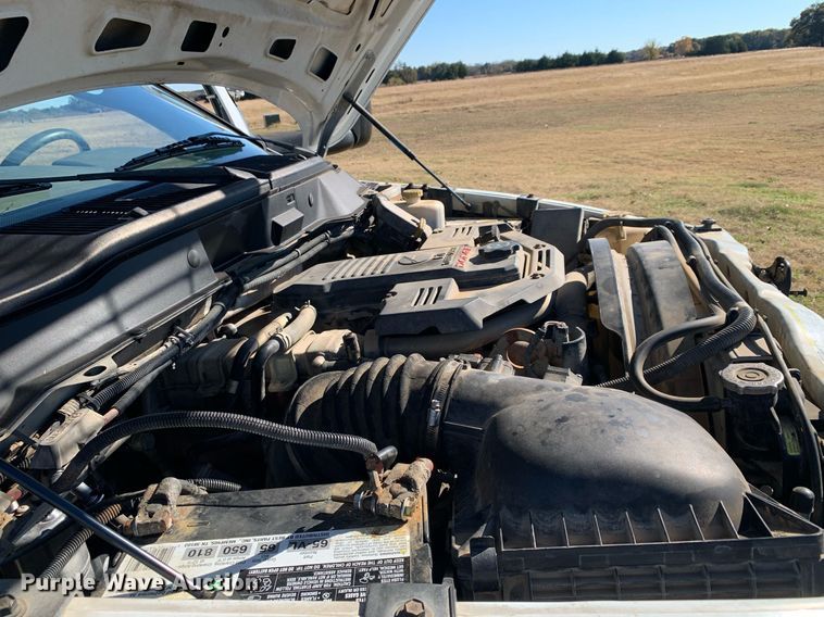 image for item DP8765 2010 Dodge Ram 5500 HD  bucket truck