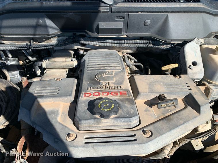 image for item DP8765 2010 Dodge Ram 5500 HD  bucket truck