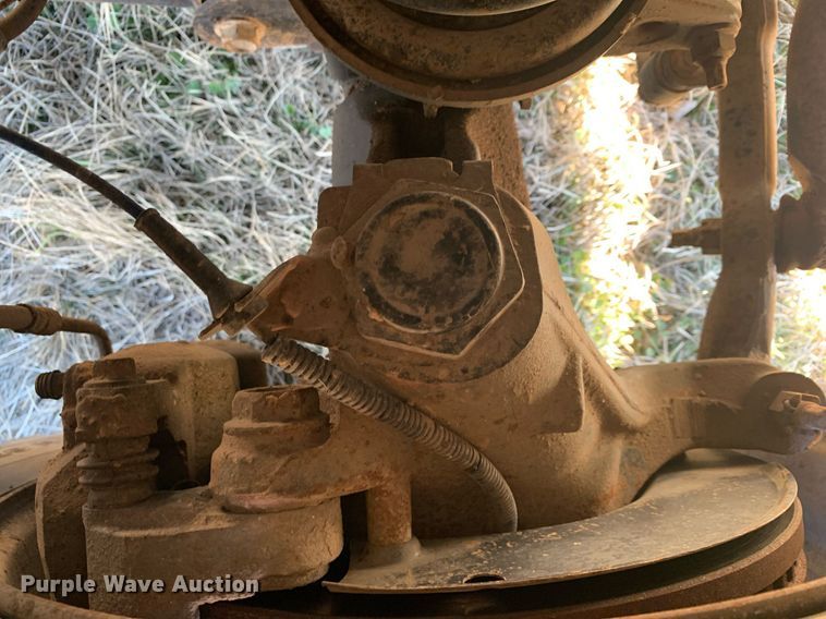 image for item DP8765 2010 Dodge Ram 5500 HD  bucket truck