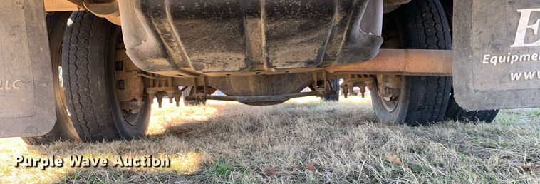 image for item DP8765 2010 Dodge Ram 5500 HD  bucket truck