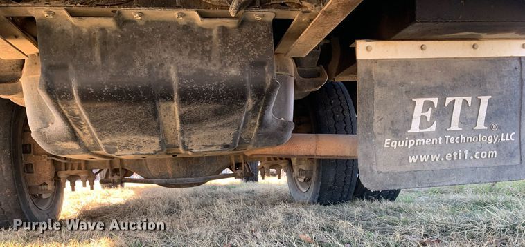 image for item DP8765 2010 Dodge Ram 5500 HD  bucket truck