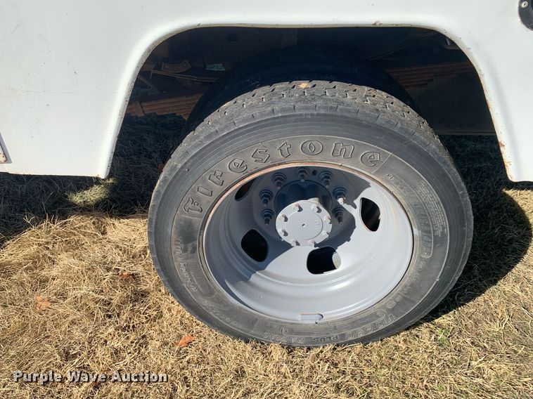 image for item DP8765 2010 Dodge Ram 5500 HD  bucket truck