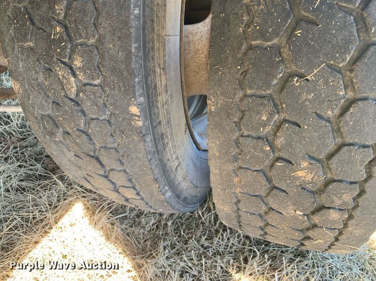 image for item DP8765 2010 Dodge Ram 5500 HD  bucket truck