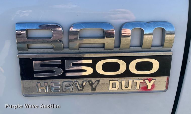 image for item DP8765 2010 Dodge Ram 5500 HD  bucket truck