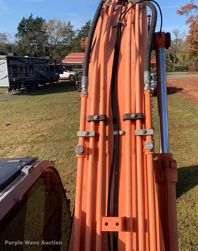 image for item DP8770 2009 Hitachi ZX200LC-3  excavator