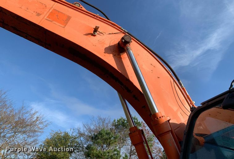 image for item DP8770 2009 Hitachi ZX200LC-3  excavator