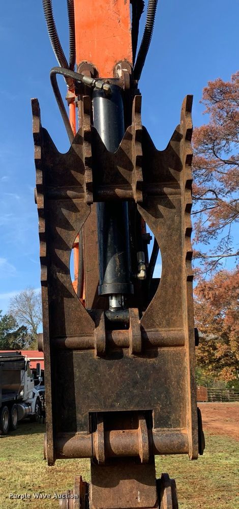 image for item DP8770 2009 Hitachi ZX200LC-3  excavator