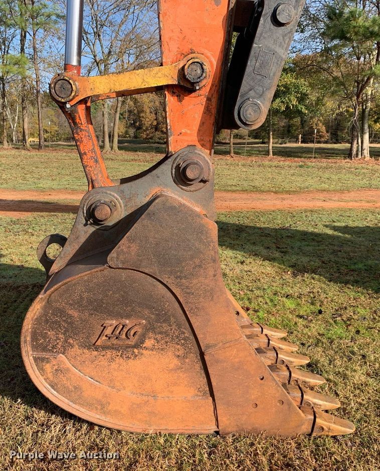 image for item DP8770 2009 Hitachi ZX200LC-3  excavator