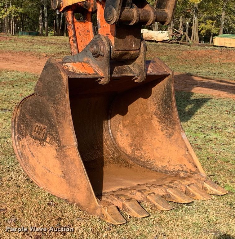 image for item DP8770 2009 Hitachi ZX200LC-3  excavator