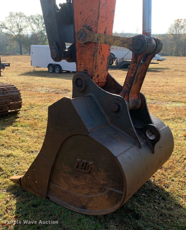 image for item DP8770 2009 Hitachi ZX200LC-3  excavator