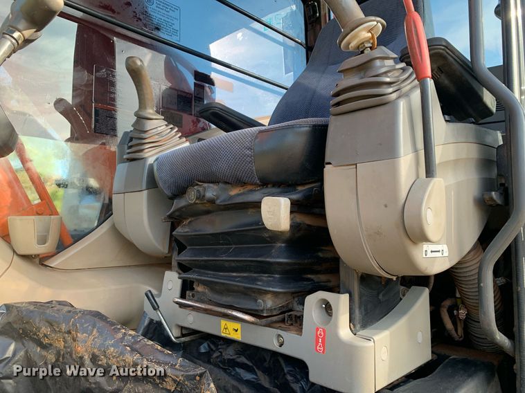 image for item DP8770 2009 Hitachi ZX200LC-3  excavator