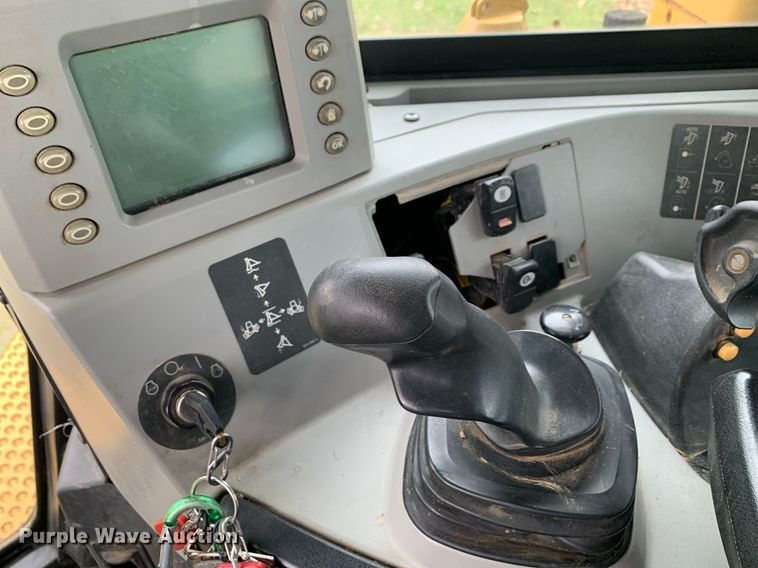 image for item DP8788 2012 Caterpillar D8T  dozer