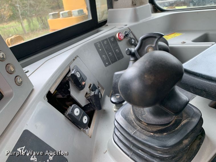 image for item DP8788 2012 Caterpillar D8T  dozer