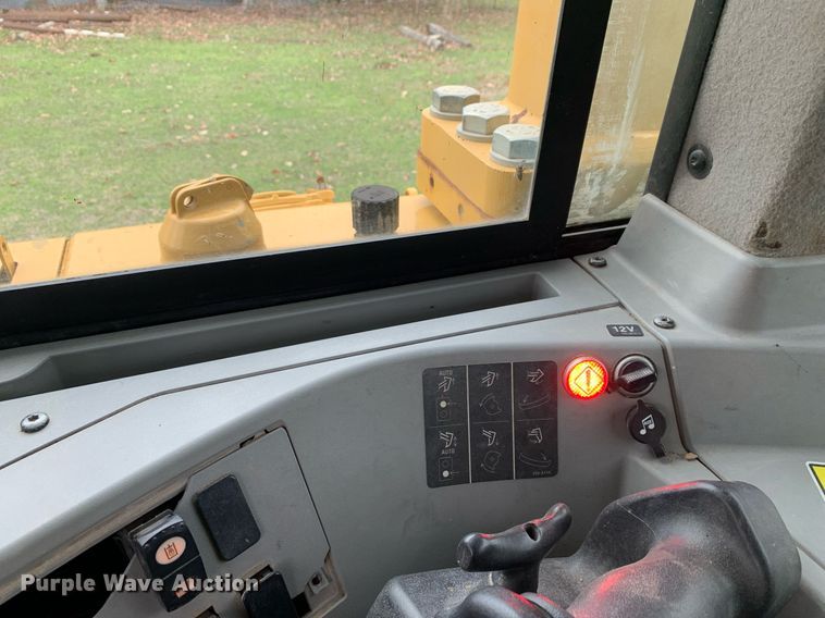 image for item DP8788 2012 Caterpillar D8T  dozer