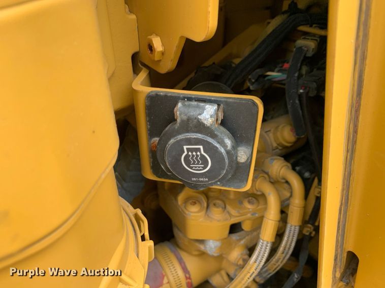 image for item DP8788 2012 Caterpillar D8T  dozer