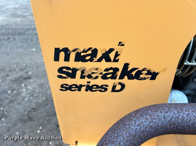 image for item DQ1064 Astec Maxi Sneaker Series D  cable plow